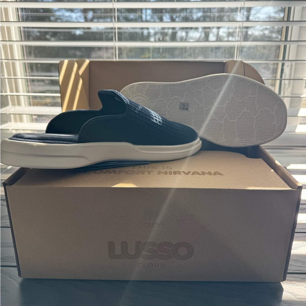 Lusso Cloud Pelli Indigo Waffle/Marshmellow Size 11